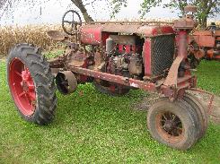      Farmall F20 Tractor