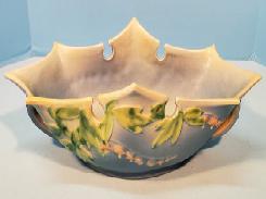 Roseville Bleeding Heart Blue Counsel Bowl 