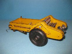    Arcade Oliver Superior Manure Spreader