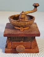 AC Williams Daisy No. 867 Toy Coffee Mill 