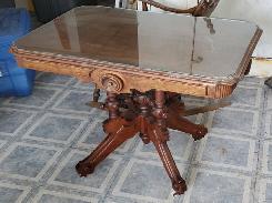 Victorian Walnut Parlor Table