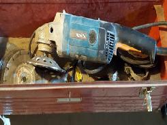  Makita HD Angle Grinder
