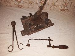 Early Walnut Adjustable Coving Plane