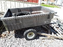 Rubbermaid Poly Dumping Yard Carts