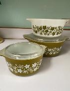 Pyrex Mixing Bowls & Refrigerator Jar