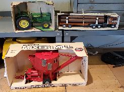 Ertl IH Mixer Mill