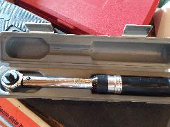 Husky Pro 1/2 Torque Wrench