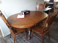 Fancy Oak Dining Set