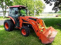 Kubota L5740 HSTC MFWD Tractor