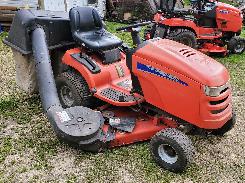 Simplicity Regent Lawn Tractor