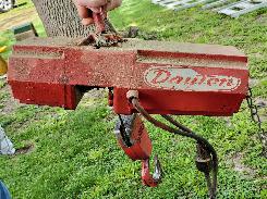 Dayton 500 lb. Elec. Hoist
