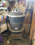 Sun Oak No. 17-B Pot Belly Stove