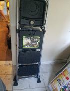 New Tri-Step Painter's Ladder