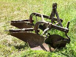IH 2-Bottom 3 Pt. Plow