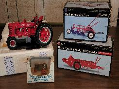 Franklin Mint Farmall H Tractor