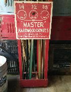 Master Hardware Dowel Display