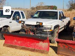 2002 Chevy K2500 HD 4X4 LS Ext. Cab Pickup