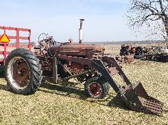 IH Farmall M Tractor