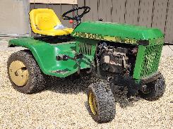 John Deere 318 Lawn Tractor