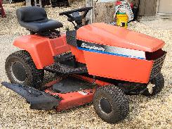 Simplicity Hydro 15 Lawn Tractor