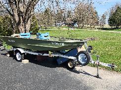 Alumacraft 14' Fishing Boat & Trailer