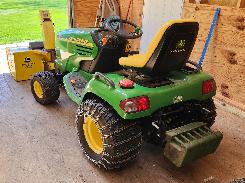 John Deere X495 Lawn Tractor