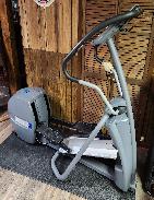 Precor EFX 5.23 Elliptical Fitness Crosstrainer
