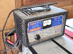 Traveller 500 Watt Battery Charger