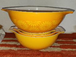 Pyrex Sunflower 4 Pc. Mixing Bowl Set