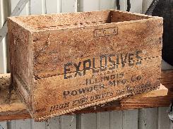 Illinois Powder Mfg. Wooden Crate