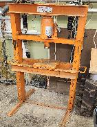 MM Hydraulic 30 Ton Bearing Press