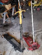 Blackhawk 1.5 Ton Service Jack