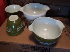 Pyrex 3 Pc. Mixing Bowl Set