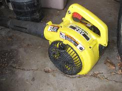  JD 2BV Gas Lawn Blower