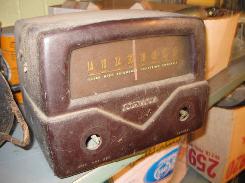 Sylvania Bakelite Radio 
