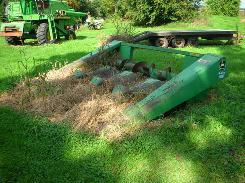 John Deere 443 Corn Head