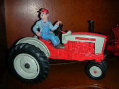 Ertl Ford 901 NF Cast Tractor