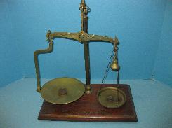 W&T Avery Brass & Cast Balance Scale