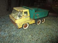 Structo Hydraulic Dump Truck 