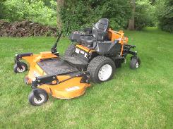 2004 Woods F23 Zero Turn Mow'n Machine 