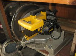 DeWalt 12 Compound Mitre Saw