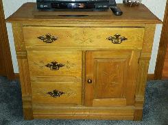 Oak Country Victorian Commode 