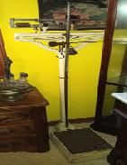De Luxe Iron Doctor's Scale 