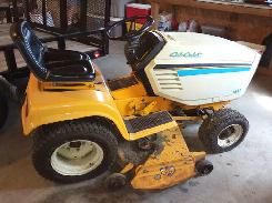 Cub Cadet 1541 Lawn Tractor