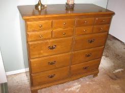  Early American 8-Drawer Chest