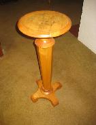 Maple Hand Crafted Pedestal Fern Stand