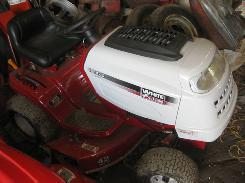 White Outdoor LT 542G Lawn Tractor