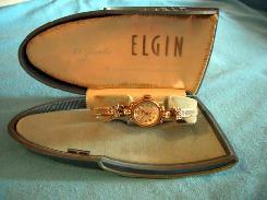 Elgin 19 Jewel Ladies Watch