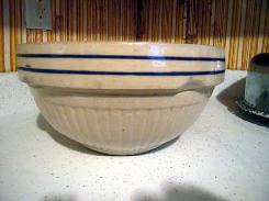 Red Wiing Blue Band Ribbed Mixing Bowl