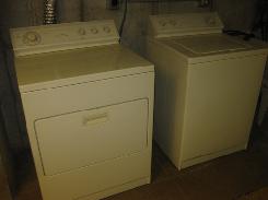 Whirlpool Supreme Washer & Electic Dryer